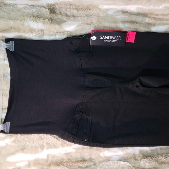 Sandpiper Maternity - Picture 2 of 6